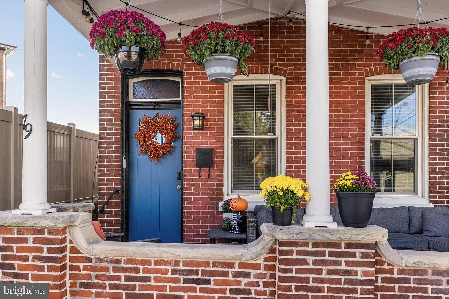 79 Harry St photo 1