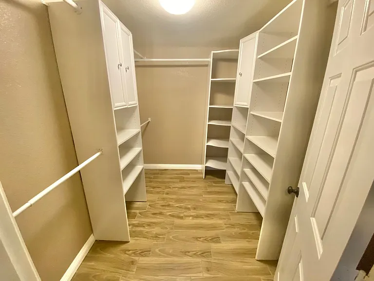 2000 Turquoise Ridge St #204 — Photo 24