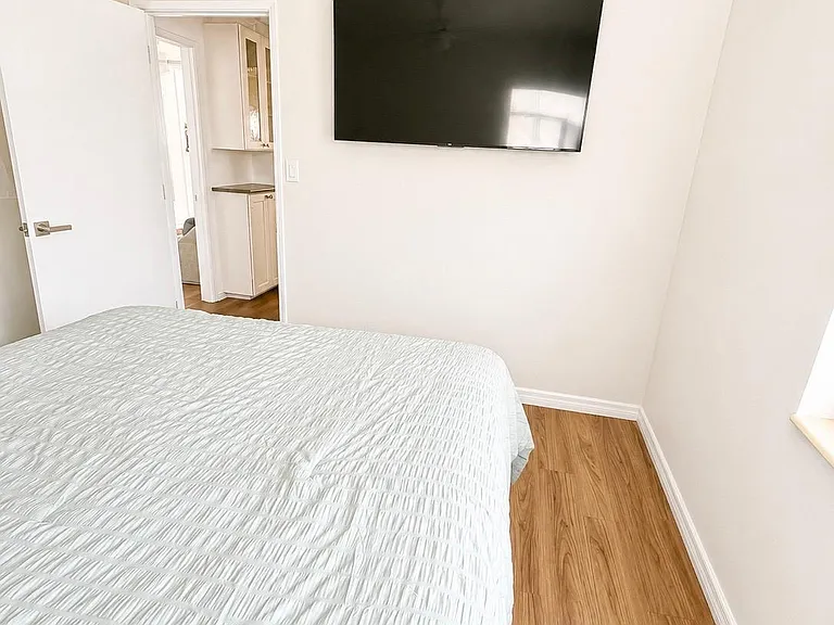 509 S Bayshore Dr #2 — Photo 8
