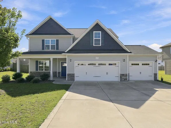 299 Tipperary Street, Raeford, NC 28376