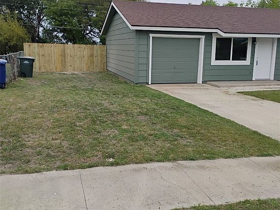 3rd image of 827 Michelle Dr