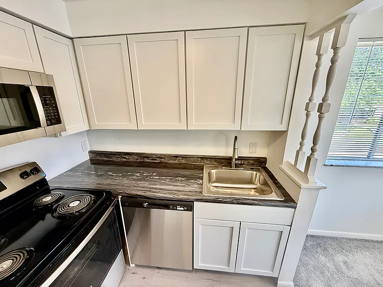 81 N Duane Ave #3 — Photo 4