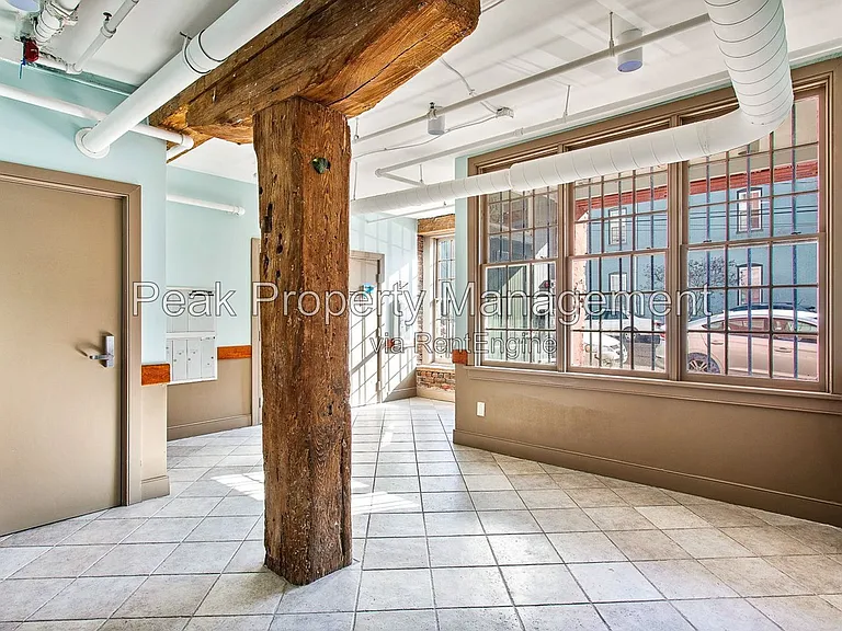 20 N 20th St #1 — Photo 4