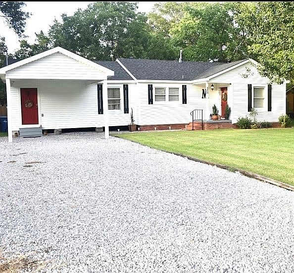 1st image of 700 Starlin Dr