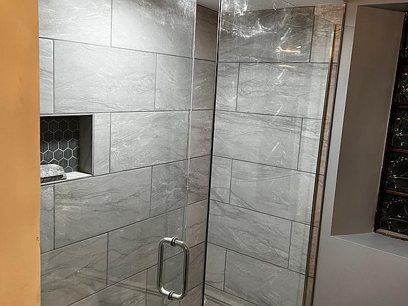 2nd image of 1936 Kenilworth Ave Floor 1
