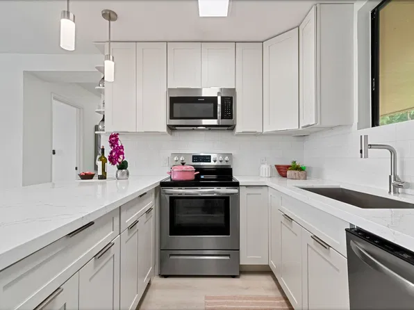 46-055 Meheanu Pl APT 3442, Kaneohe, HI 96744