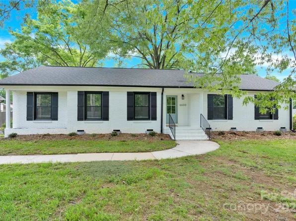 6600 Knightswood Dr, Charlotte, NC 28226