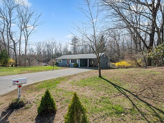 3rd image of 150 Stafford Rd