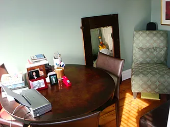 Rented by Kirsten Syrett, Lreb