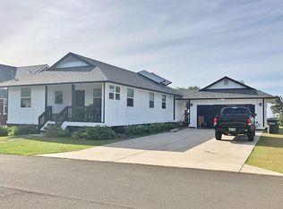 123 Kulolio St, Haiku, HI 96708