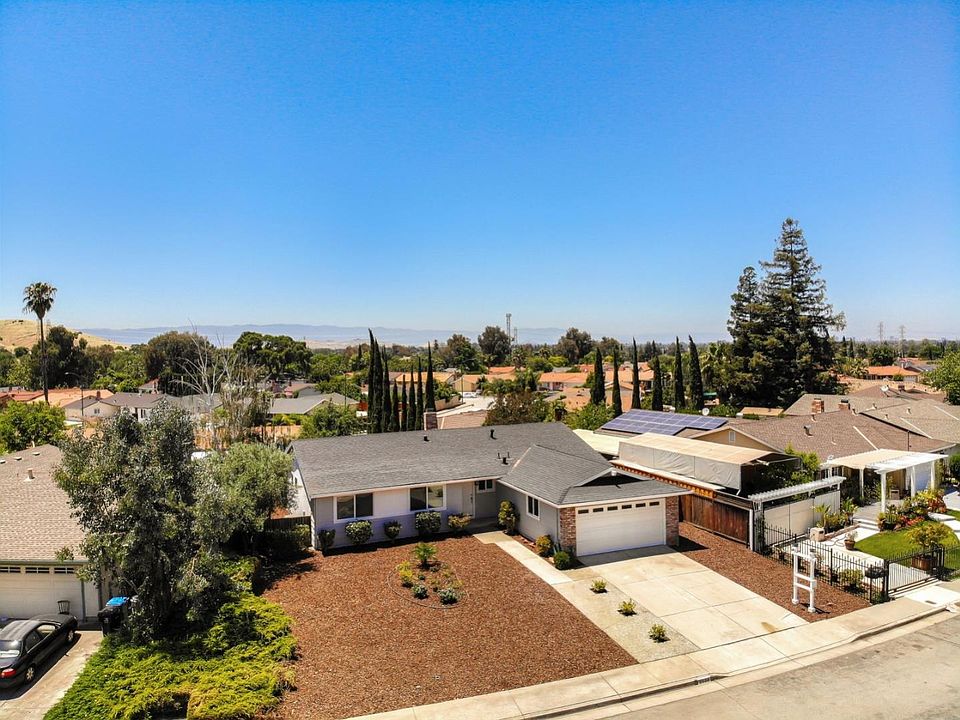 1st image of 3869 Edenwood Dr