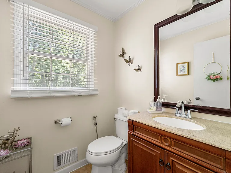 3266 Marlanta Dr — Photo 16