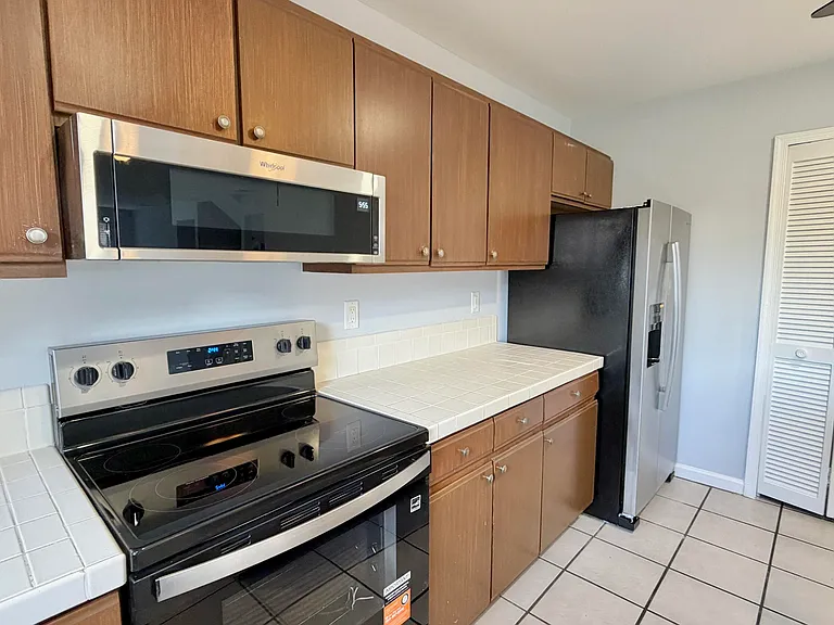6048 Garrett St — Photo 13