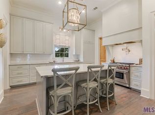1164 Country Club Dr, Baton Rouge, LA 70806