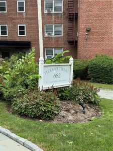 682 Tuckahoe Road #4H, Yonkers, NY, 10710