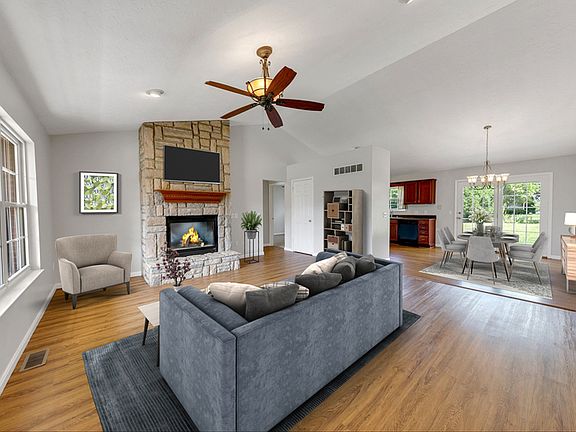 5th image of 10020 Braxton Dr