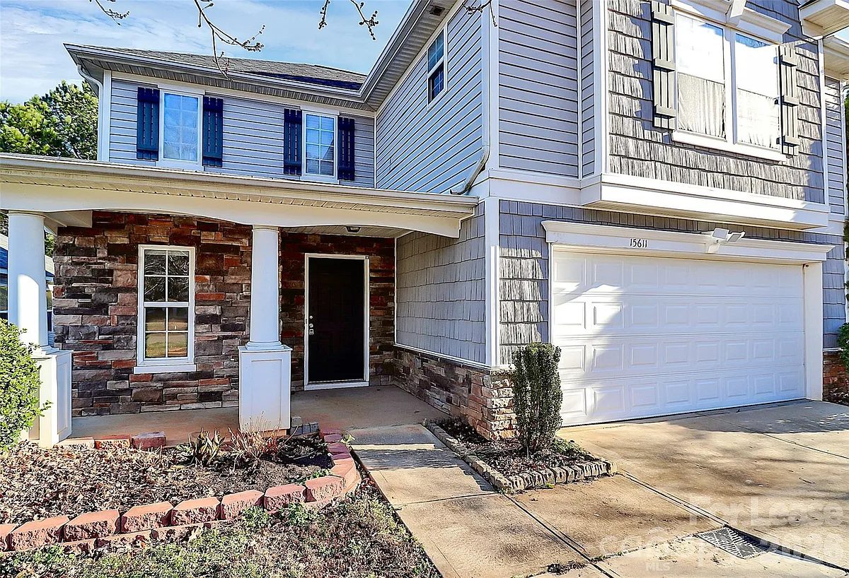 Building Photo - 15611 Normans Landing Dr