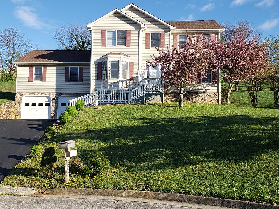 2400 Olde Salem Dr, Salem, VA 24153 MLS 868392 Zillow