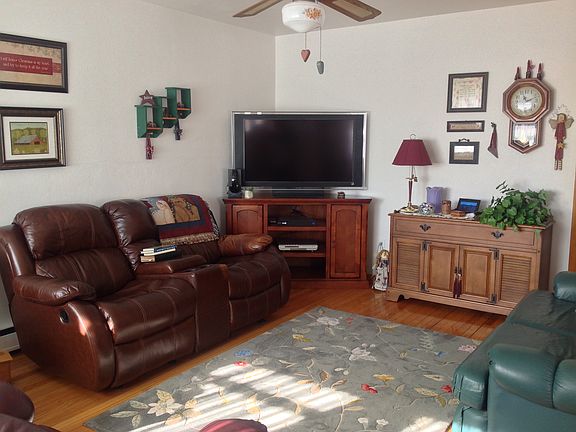 2nd image of 34 Lackawanna Ave