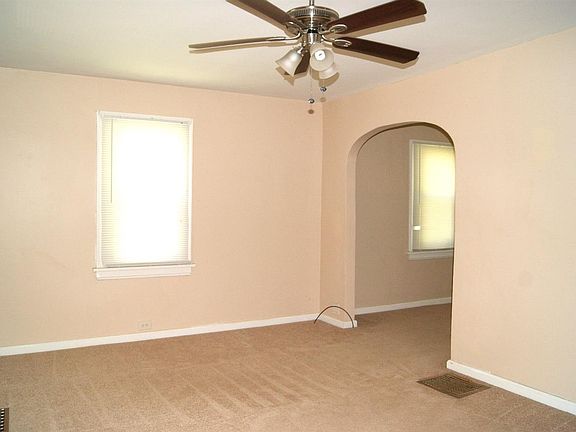 2nd image of 5708 Luhn Ave