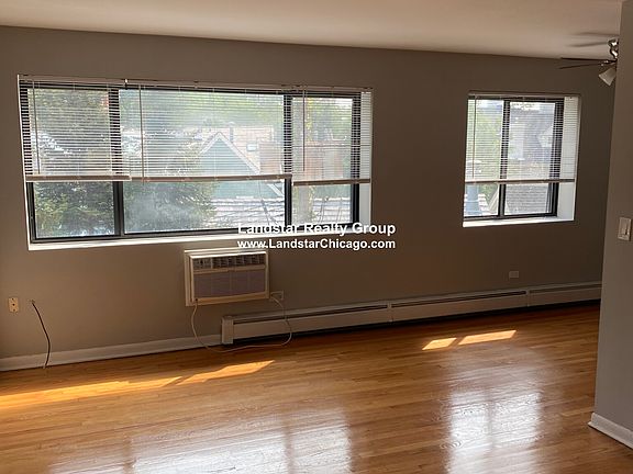 4th image of 567 W Stratford Pl #408