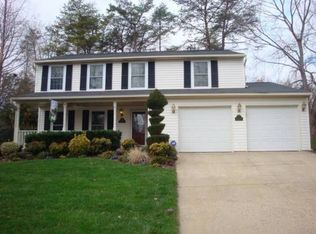 15012 Huntgate Ln, Dumfries, VA 22025