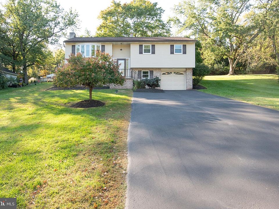 1st image of 1199 Randy Dr
