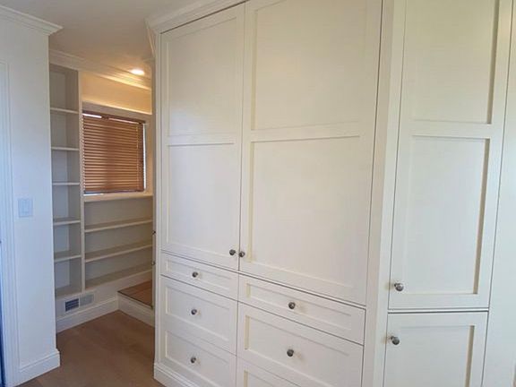 3rd image of 6342 Kensington Ave