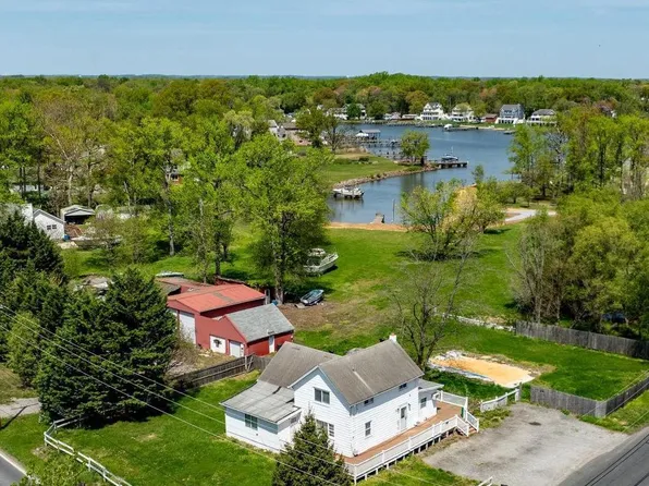 1047 Bowleys Quarters Rd, Middle River, MD 21220