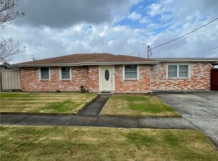 3504 Volpe Dr, Chalmette, LA 70043