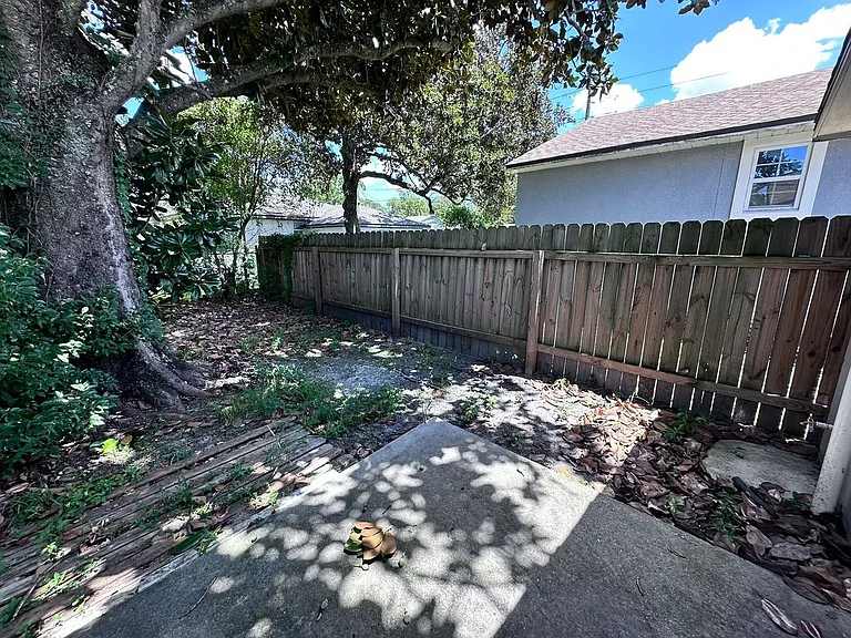 5359 Kingsbury St — Photo 13