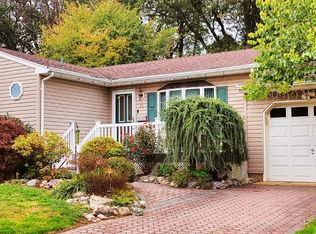 91 Hillsdale Rd, East Brunswick, NJ 08816