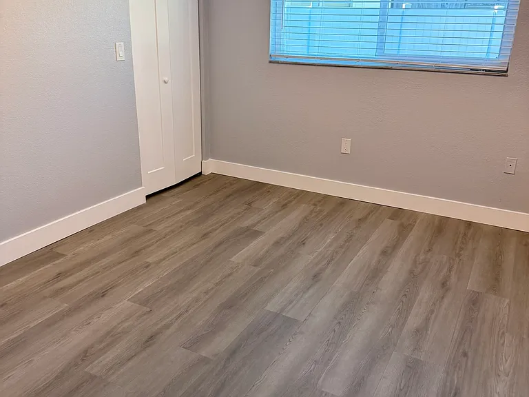 6203 105th Ave — Photo 12