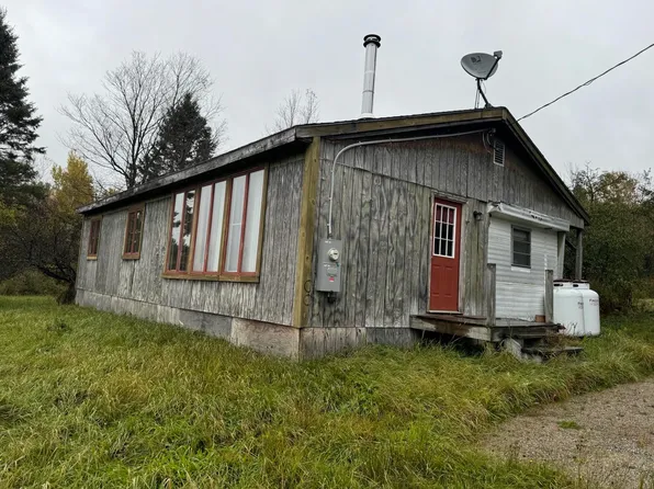 1950 Stearns Brook Road, Holland, VT 05830