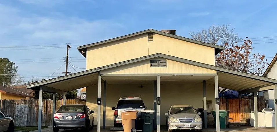 708 El Tejon Ave #A