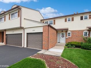 6840 Winston Dr, Tinley Park, IL 60477
