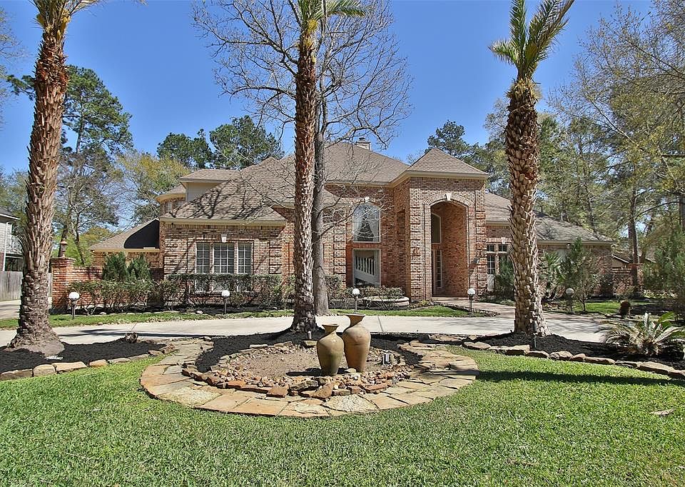 1st image of 34 N Brokenfern Dr