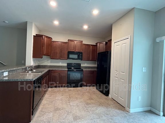 4th image of 7641 Ginger Lily Ct