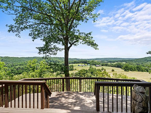 5th image of 37 Wild Horse Lane