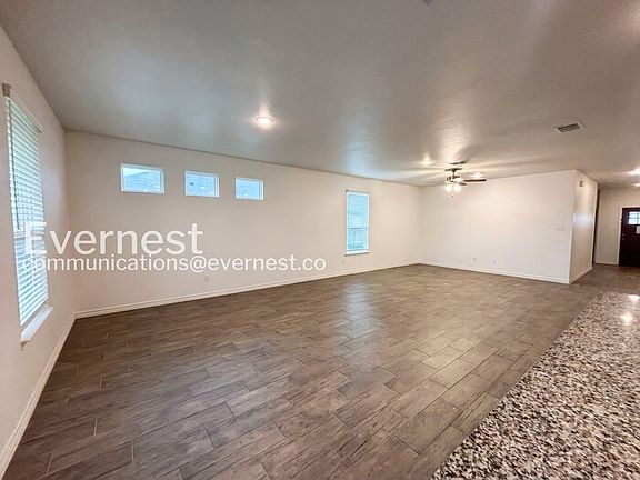 5th image of 853 Freedom Cir