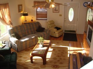 808 Mount Airy Rd, Collegeville, PA 19426