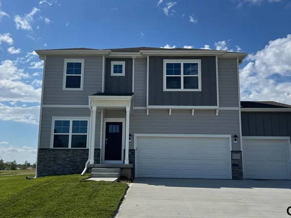 12322 S 204th Ave, Gretna, NE 68028