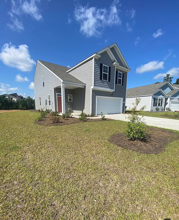 Building Photo - 1156 Sennema Cir