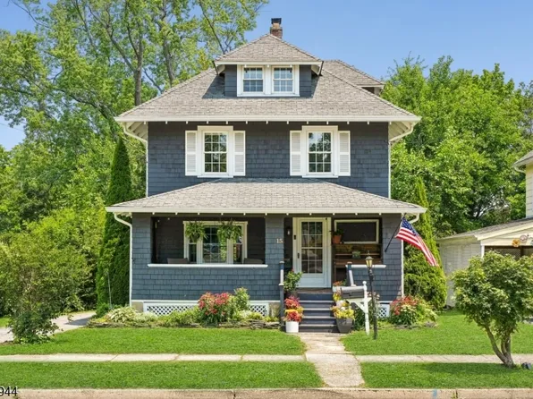 15 Thompson St, Newton Town, NJ 07860