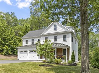 306 Laws Brook Rd, Concord, MA 01742
