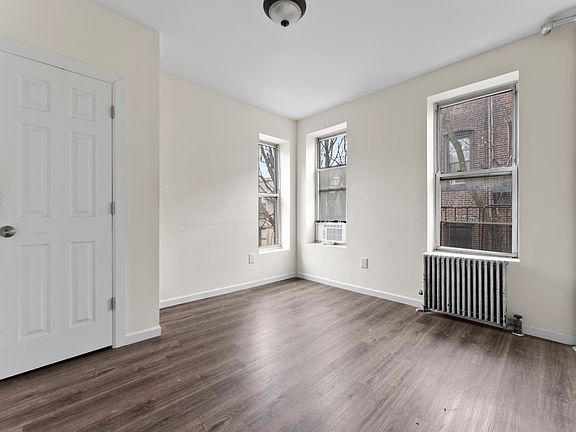 3rd image of 112 Suffolk St #4C