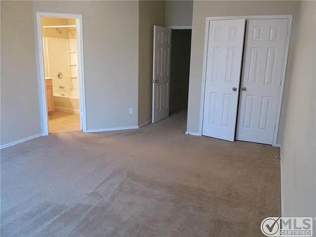 1139 Landon Ln — Photo 10