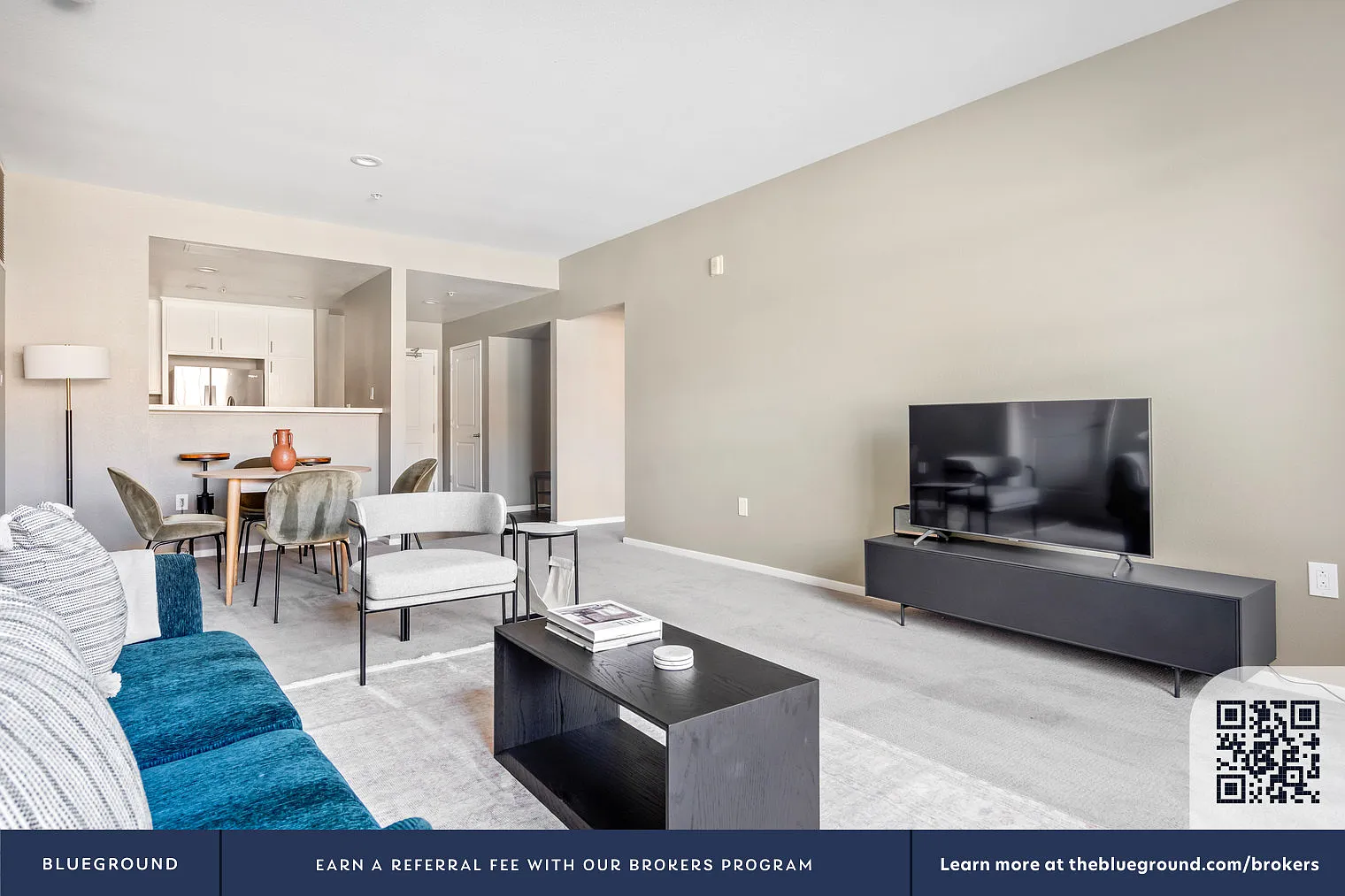 2 bed, 2.0 bath, 1195 sqft, $4,920 — Photo 3