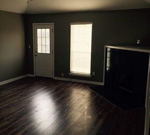 4th image of 7709 Annesdale Dr
