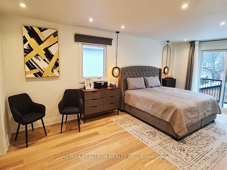 657 Cognac Cres #UPPER — Photo 11